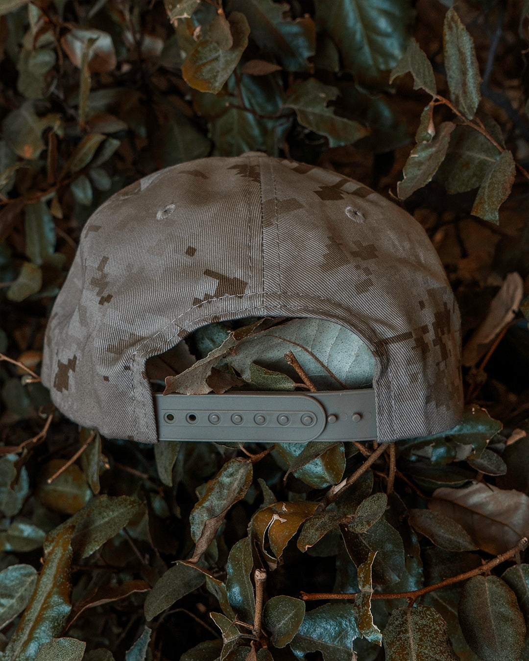 Tan Camo Cursive Ochos (W/Patch)