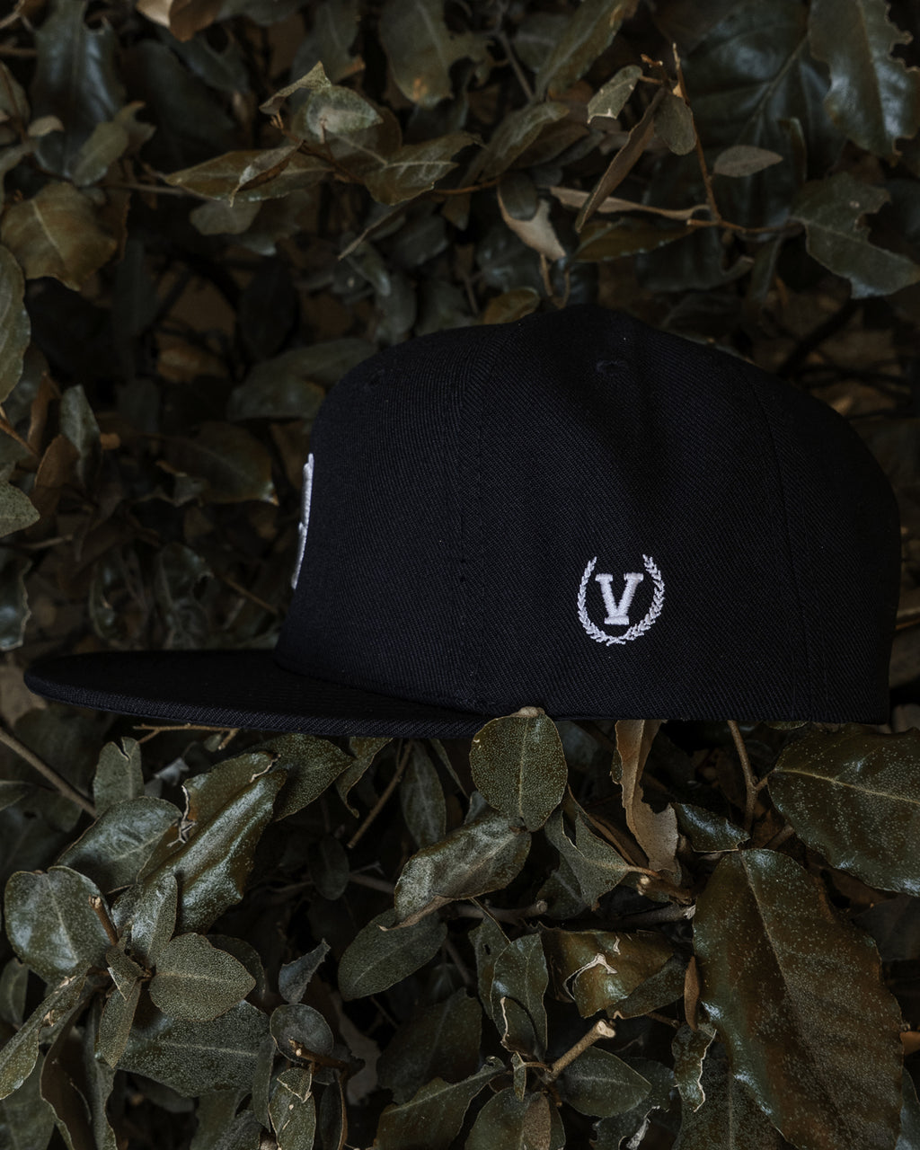 Black 8 Hat