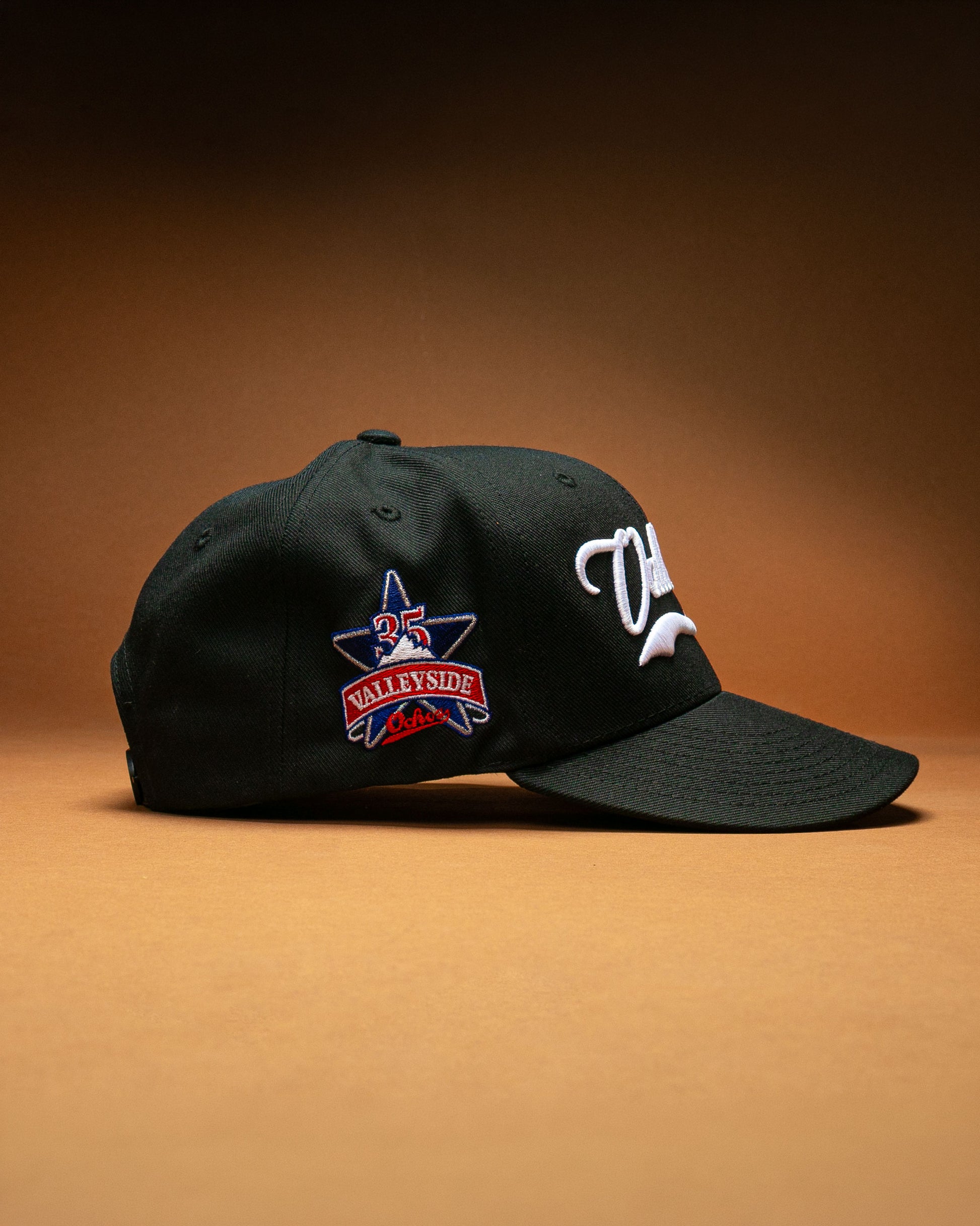 Black Valleyside Crown