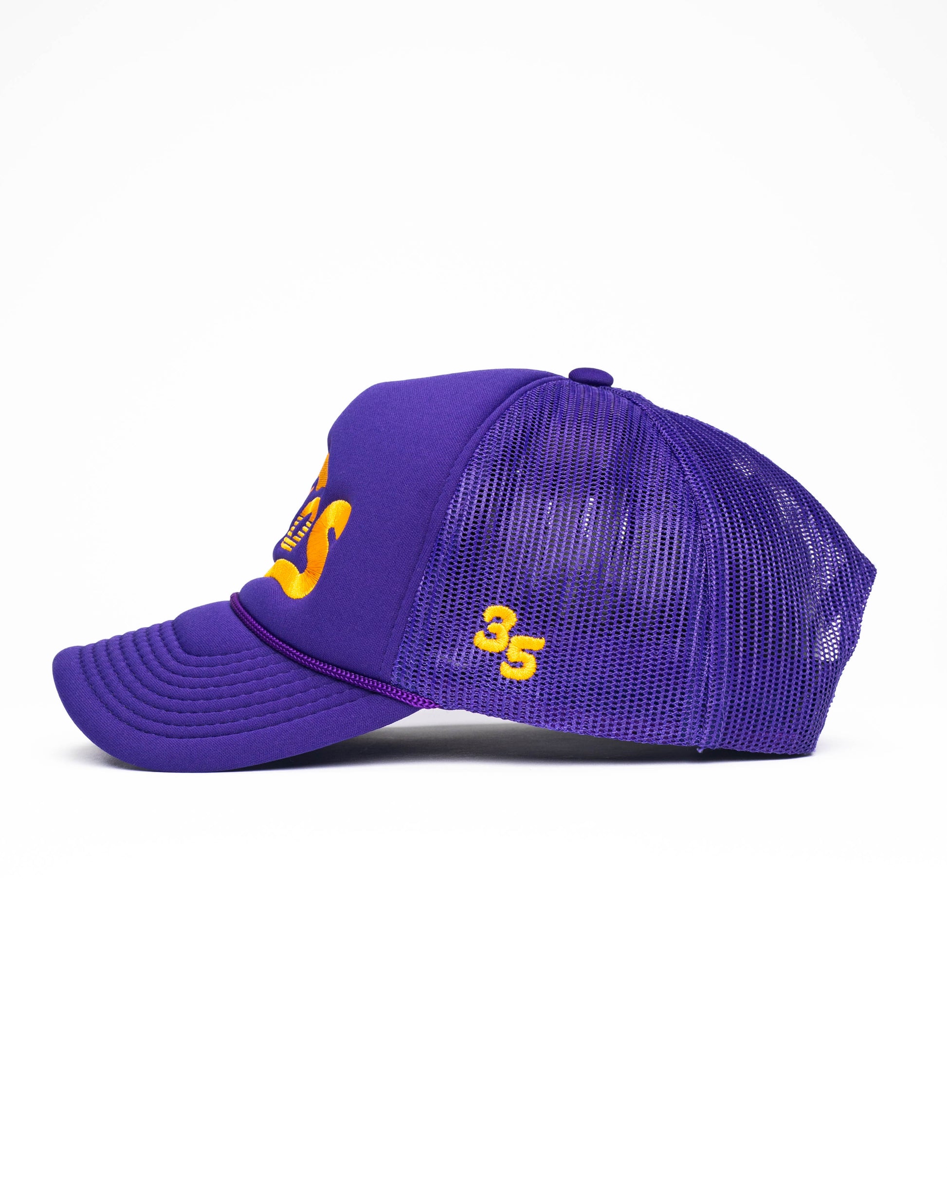 Lakers Ocho Trucker